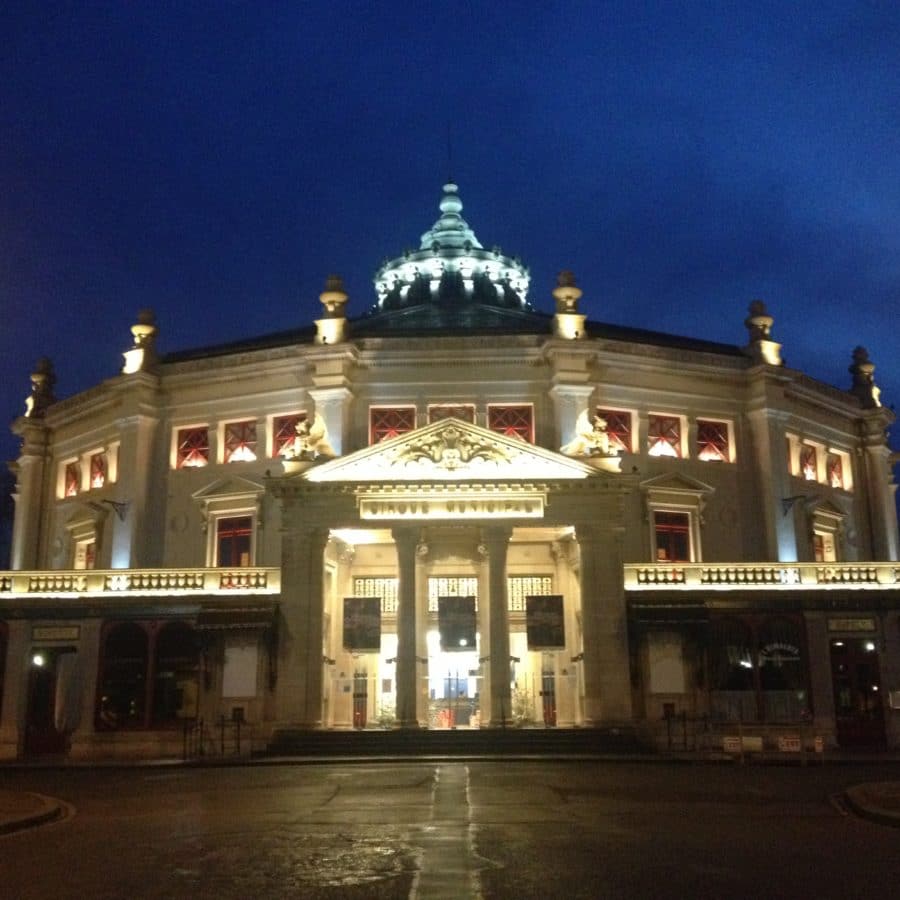 Cirque Jules Vernes à Amiens – Eclairage architectural du bâtiment